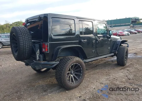 2016 Jeep Wrangler Unlimited Black Bear from USA, damaged, VIN 1C4BJWDG6GL147979